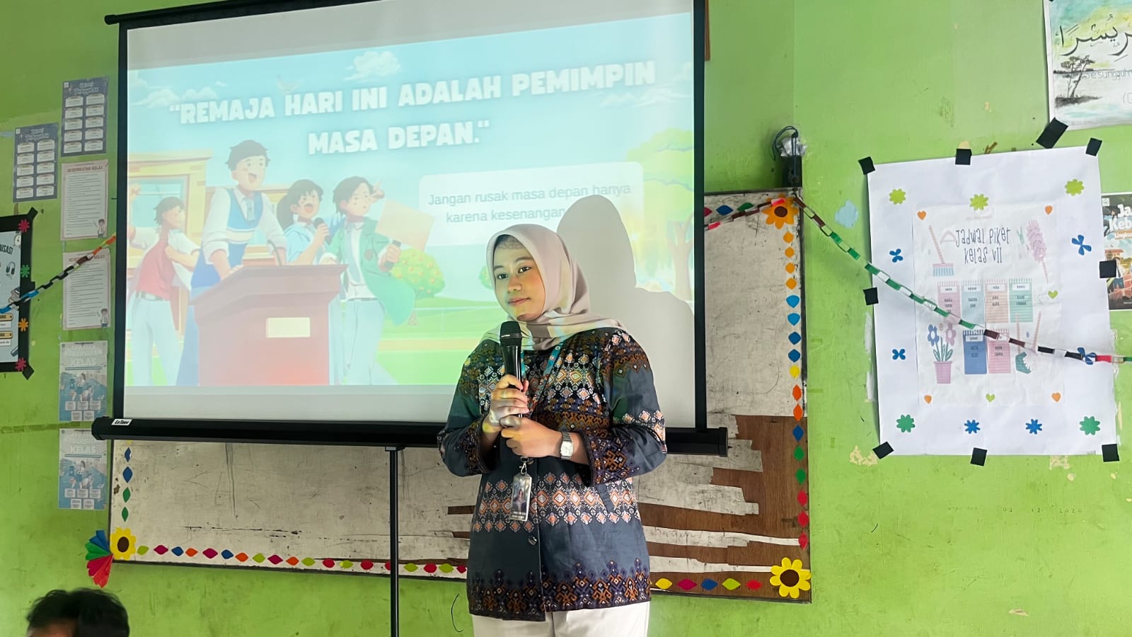 Mahasiswa KKN Sosialisasi Bahaya Judol dan Narkoba