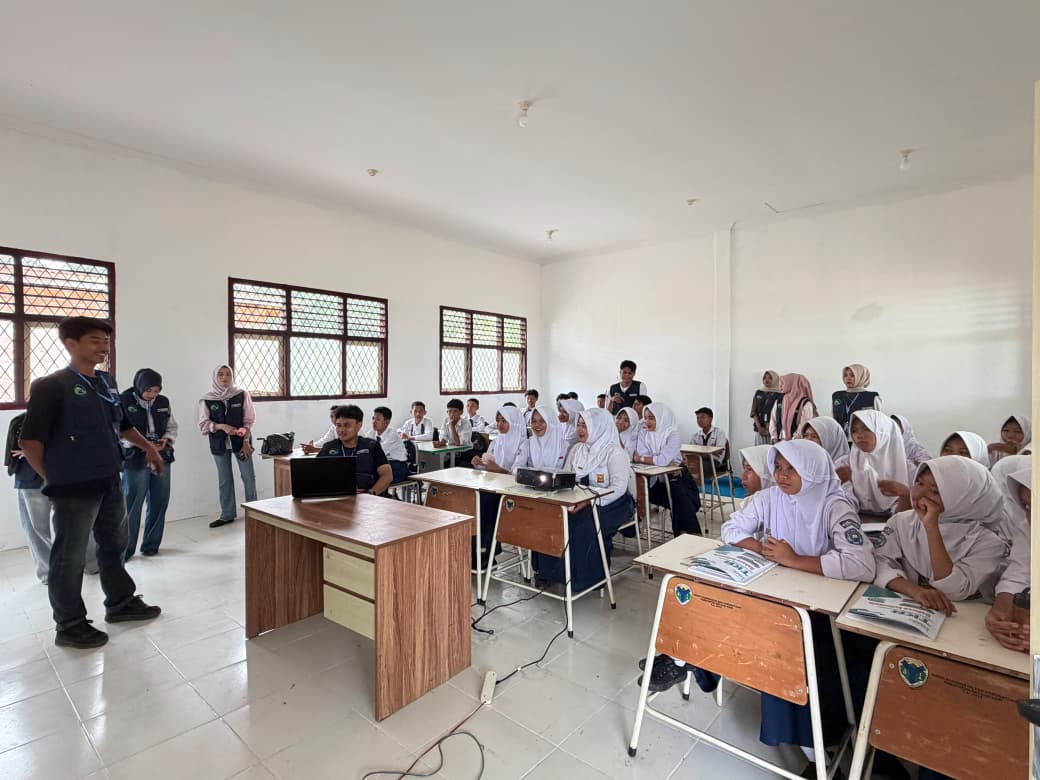 KKN UIN Jambi Edukasi Bahaya Pergaulan Bebas